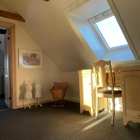 Sleep In - Close By Herning, Legoland, Givskud Zoo Brande