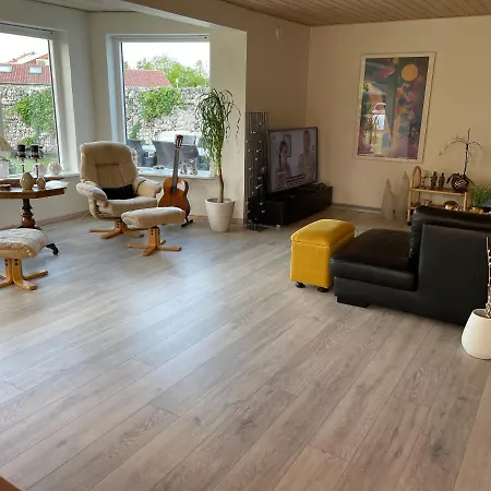 Sleep In - Close By Herning, Legoland, Givskud Zoo *