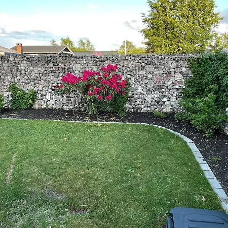 Sleep In - Close By Herning, Legoland, Givskud Zoo * Brande